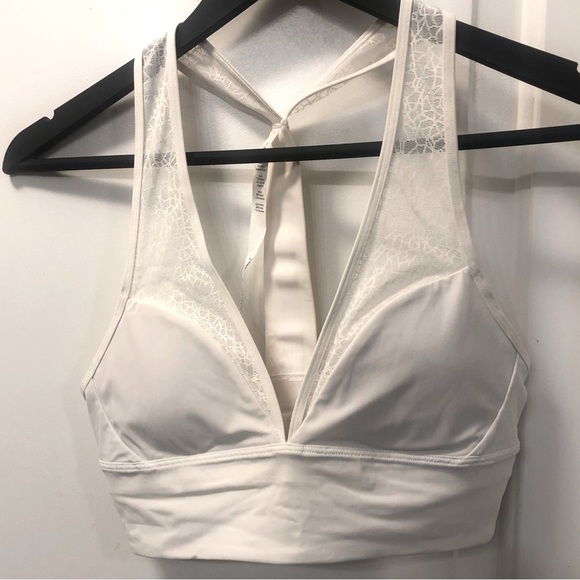 Lululemon white sports bra. Size 6. - Picture 1 of 4